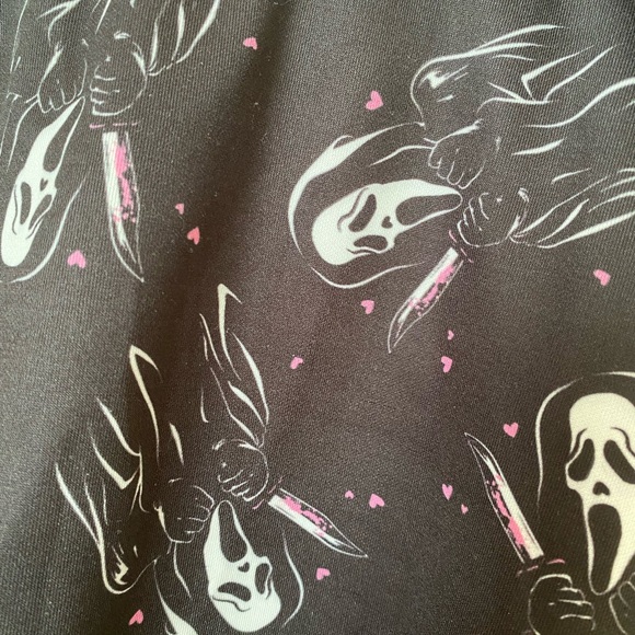 NWT Hot Topic Scream Ghost Face Suspender Skirt Size XL - Picture 5 of 6